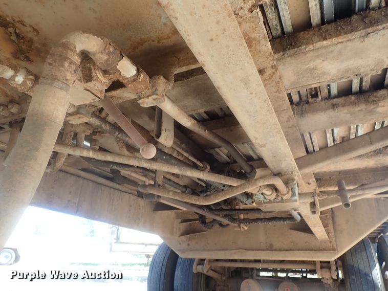 image for item DC1455 2002 Guthrie Wilkens GWFT50 walking floor trailer