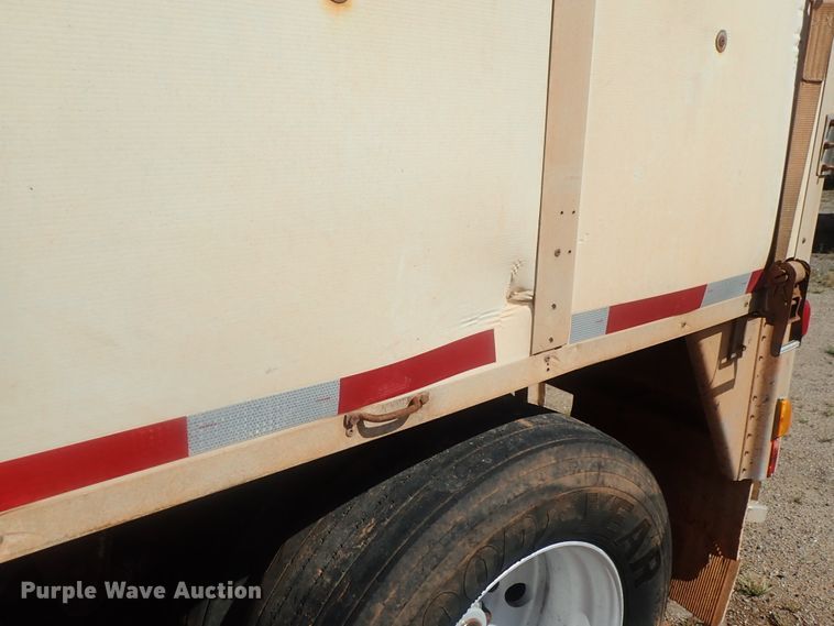 image for item DC1455 2002 Guthrie Wilkens GWFT50 walking floor trailer