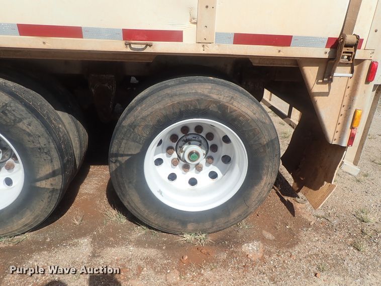 image for item DC1455 2002 Guthrie Wilkens GWFT50 walking floor trailer