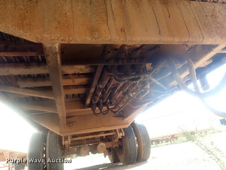 image for item DC1456 2002 Guthrie Wilkens GWFT50 walking floor trailer