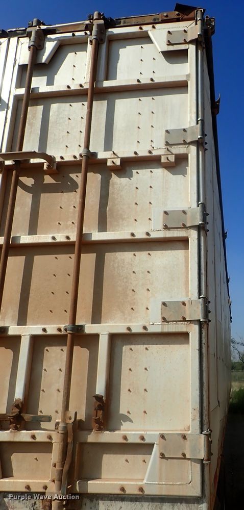 image for item DC1456 2002 Guthrie Wilkens GWFT50 walking floor trailer