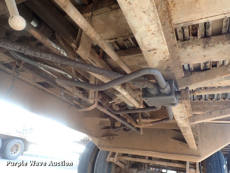 image for item DC1456 2002 Guthrie Wilkens GWFT50 walking floor trailer