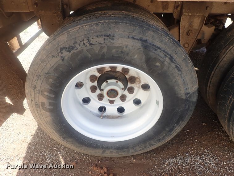 image for item DC1456 2002 Guthrie Wilkens GWFT50 walking floor trailer