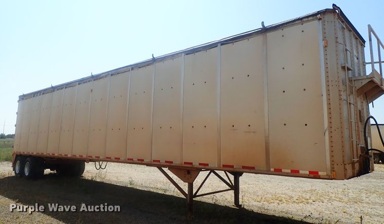 image for item DC1457 2002 Guthrie Wilkens GWFT50 walking floor trailer