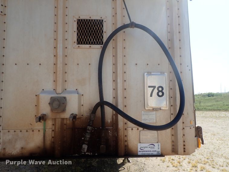 image for item DC1457 2002 Guthrie Wilkens GWFT50 walking floor trailer