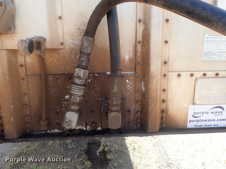 image for item DC1457 2002 Guthrie Wilkens GWFT50 walking floor trailer