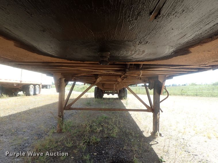 image for item DC1457 2002 Guthrie Wilkens GWFT50 walking floor trailer