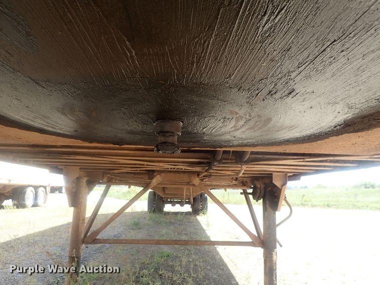 image for item DC1457 2002 Guthrie Wilkens GWFT50 walking floor trailer