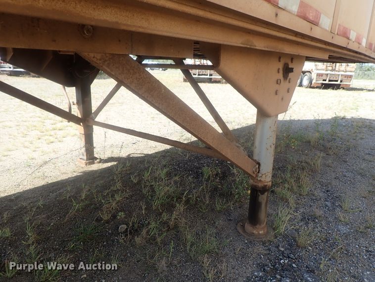 image for item DC1457 2002 Guthrie Wilkens GWFT50 walking floor trailer