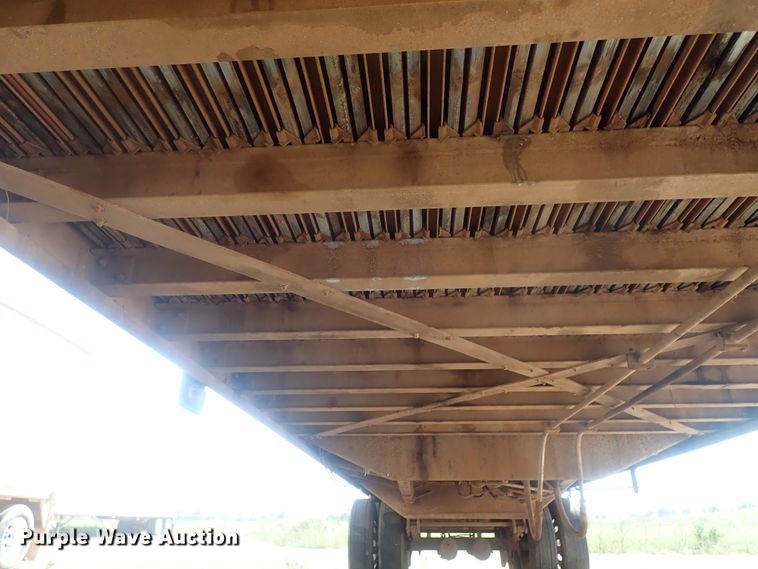 image for item DC1457 2002 Guthrie Wilkens GWFT50 walking floor trailer