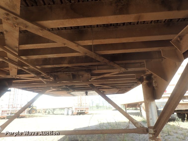 image for item DC1457 2002 Guthrie Wilkens GWFT50 walking floor trailer