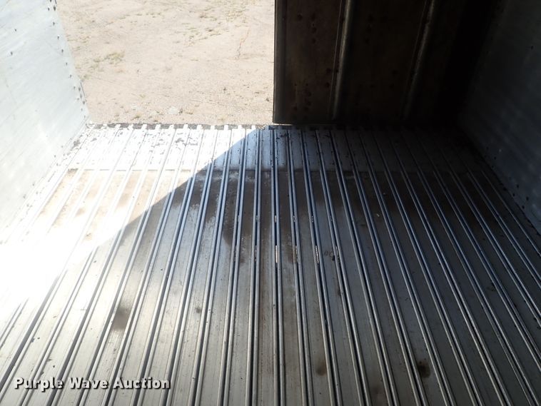 image for item DC1457 2002 Guthrie Wilkens GWFT50 walking floor trailer