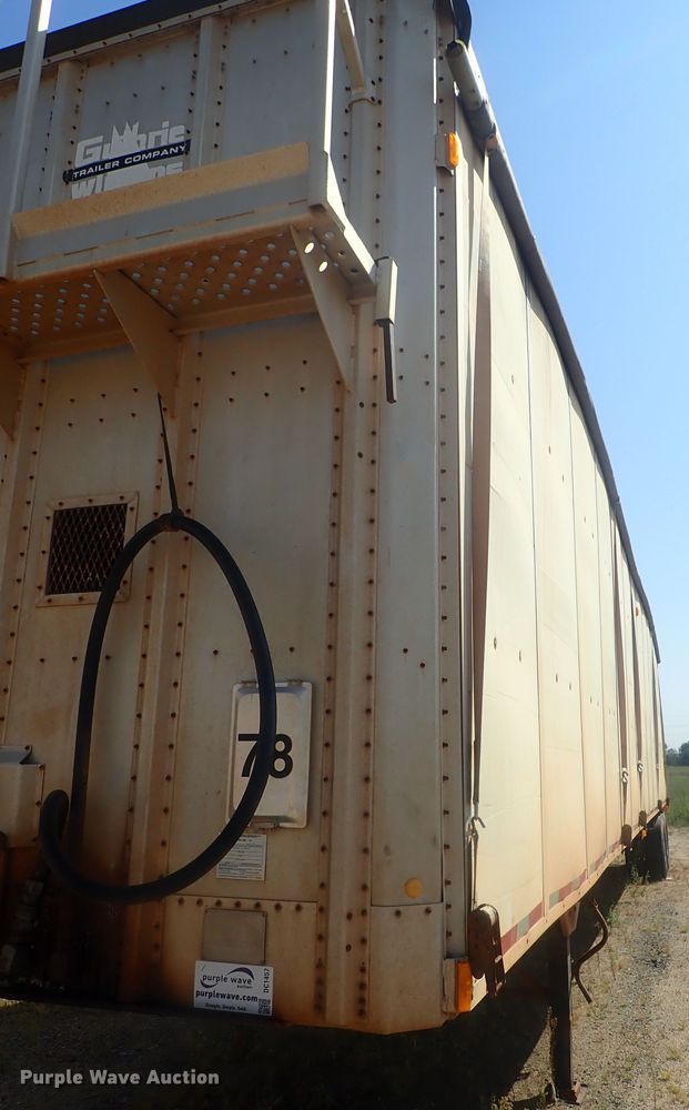 image for item DC1457 2002 Guthrie Wilkens GWFT50 walking floor trailer