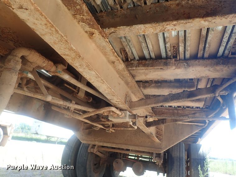 image for item DC1457 2002 Guthrie Wilkens GWFT50 walking floor trailer