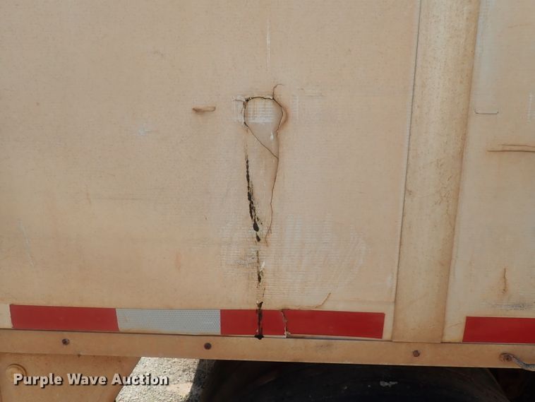 image for item DC1457 2002 Guthrie Wilkens GWFT50 walking floor trailer