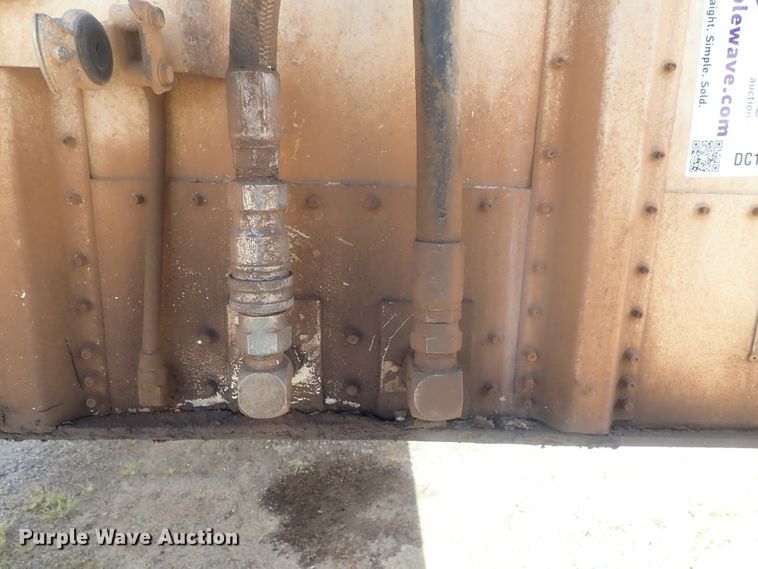 image for item DC1458 2002 Guthrie Wilkens GWFT50 walking floor trailer