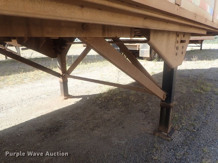 image for item DC1458 2002 Guthrie Wilkens GWFT50 walking floor trailer