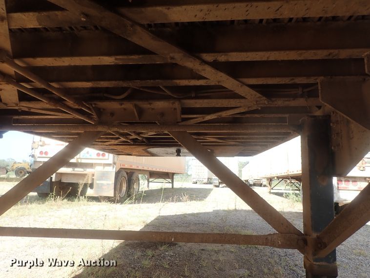 image for item DC1458 2002 Guthrie Wilkens GWFT50 walking floor trailer