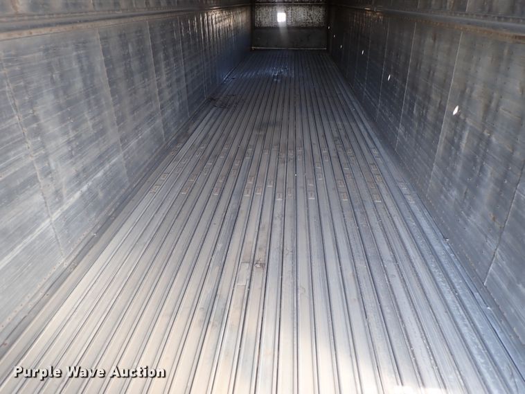 image for item DC1458 2002 Guthrie Wilkens GWFT50 walking floor trailer