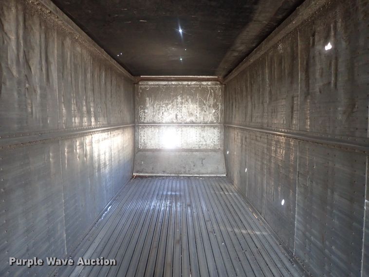 image for item DC1458 2002 Guthrie Wilkens GWFT50 walking floor trailer