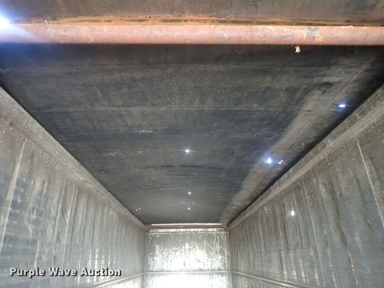 image for item DC1458 2002 Guthrie Wilkens GWFT50 walking floor trailer