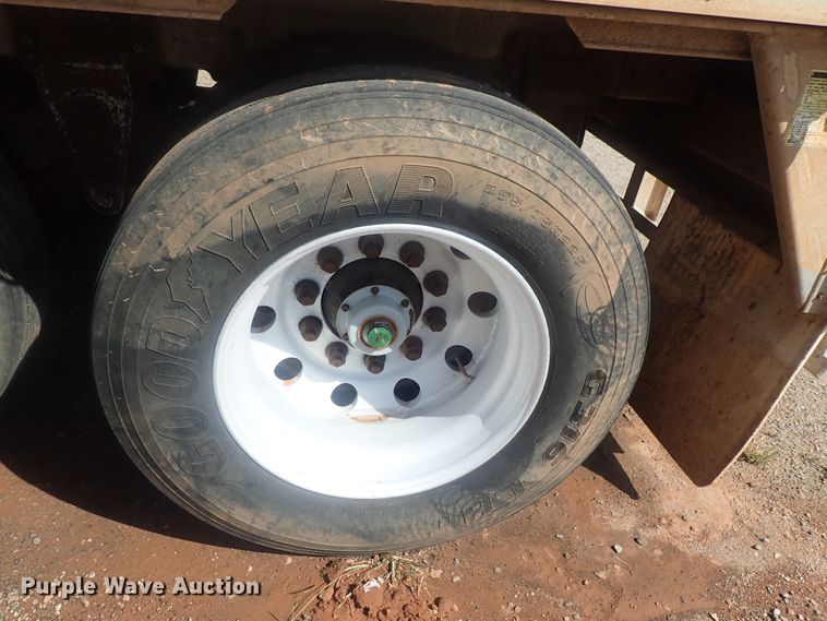 image for item DC1458 2002 Guthrie Wilkens GWFT50 walking floor trailer