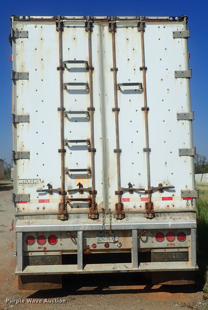 image for item DC1459 2002 Guthrie Wilkens GWFT50 walking floor trailer