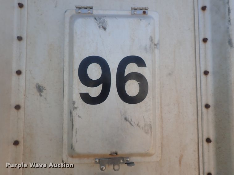 image for item DC1459 2002 Guthrie Wilkens GWFT50 walking floor trailer