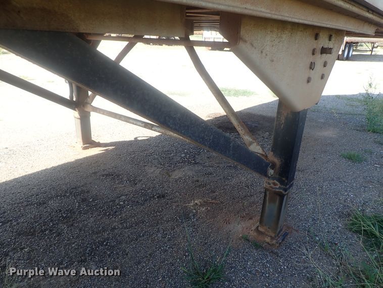 image for item DC1459 2002 Guthrie Wilkens GWFT50 walking floor trailer