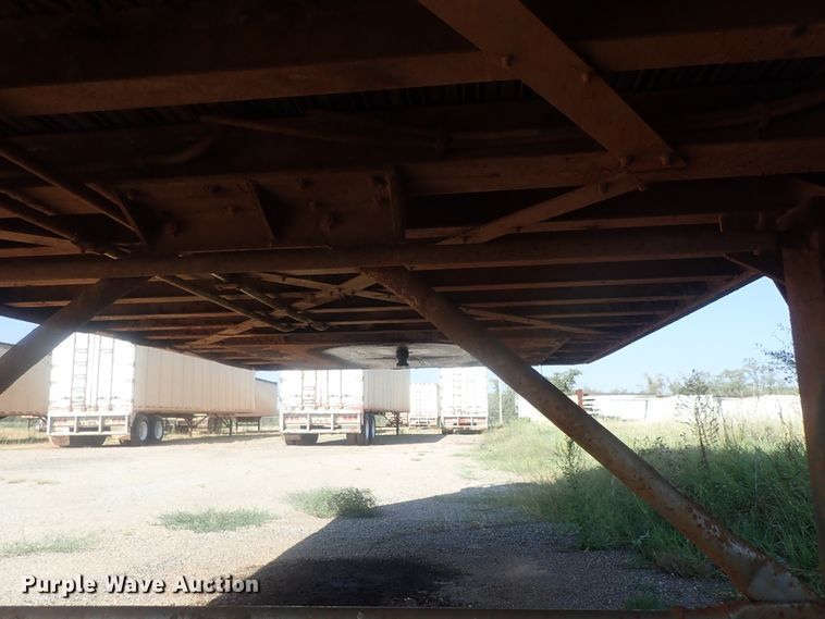 image for item DC1459 2002 Guthrie Wilkens GWFT50 walking floor trailer