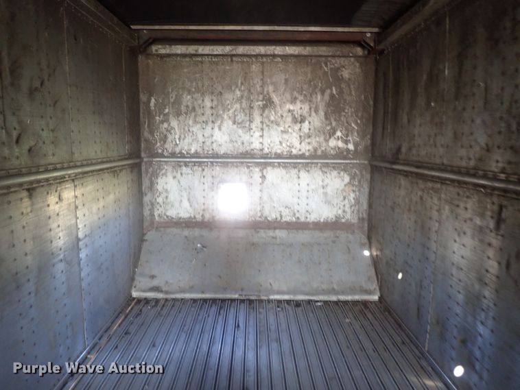 image for item DC1459 2002 Guthrie Wilkens GWFT50 walking floor trailer