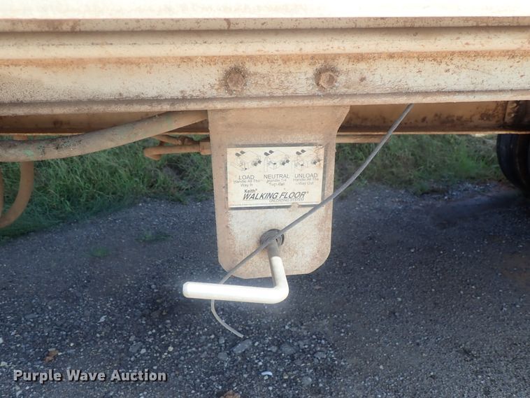 image for item DC1459 2002 Guthrie Wilkens GWFT50 walking floor trailer