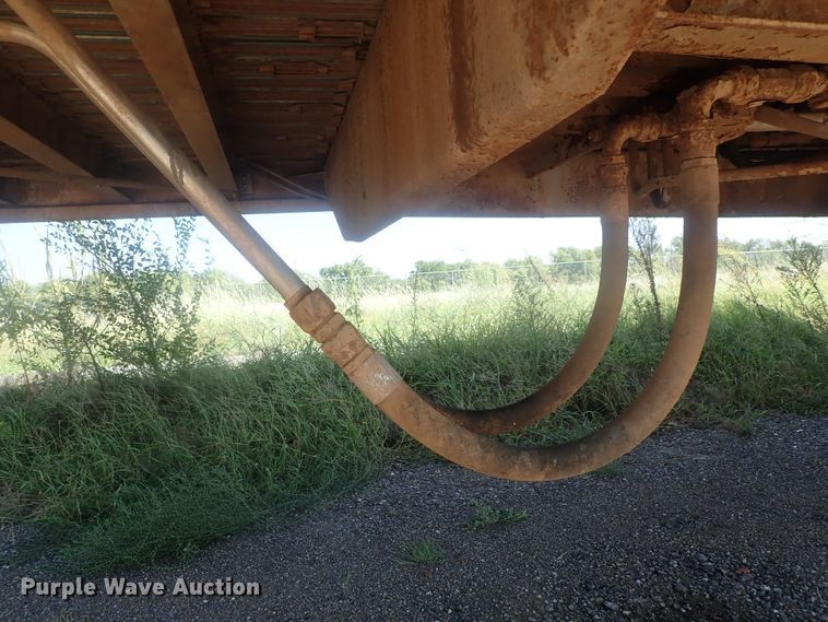 image for item DC1459 2002 Guthrie Wilkens GWFT50 walking floor trailer