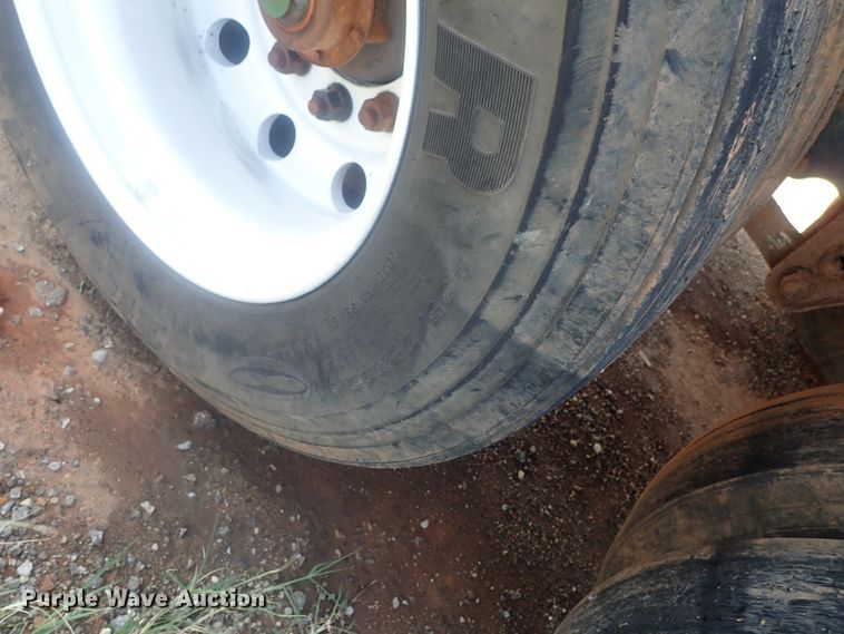 image for item DC1459 2002 Guthrie Wilkens GWFT50 walking floor trailer