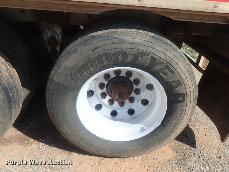 image for item DC1459 2002 Guthrie Wilkens GWFT50 walking floor trailer