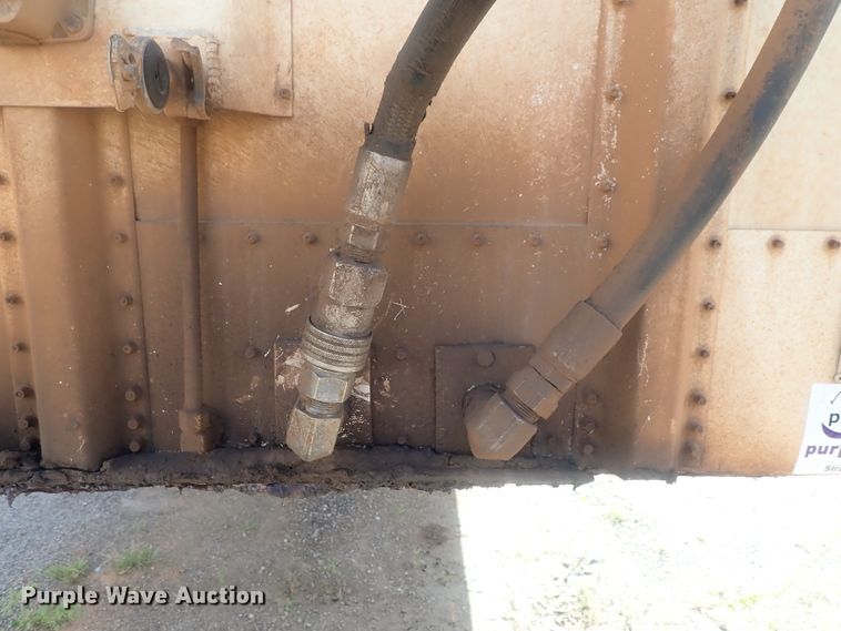 image for item DC1460 2002 Guthrie Wilkens GWFT50 walking floor trailer