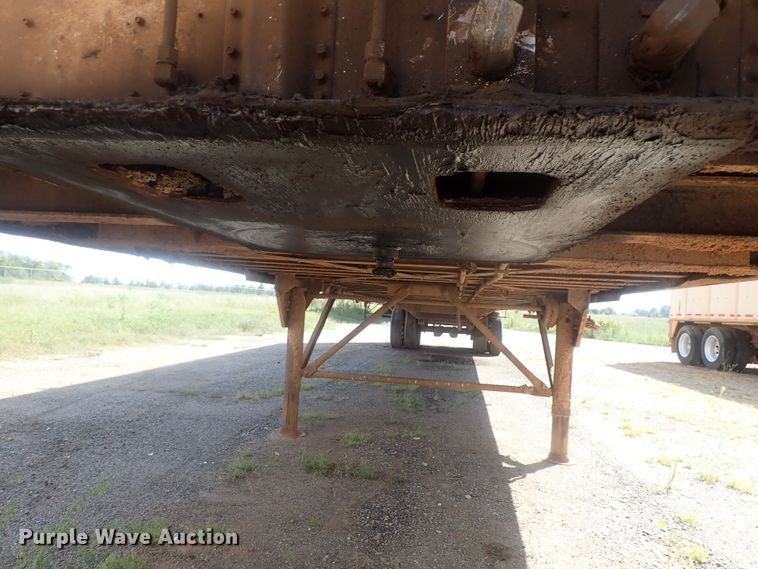 image for item DC1460 2002 Guthrie Wilkens GWFT50 walking floor trailer