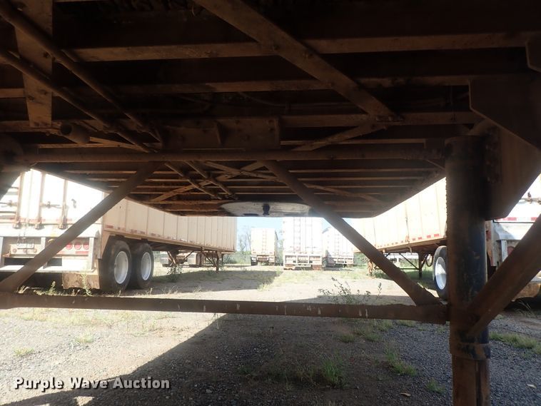 image for item DC1460 2002 Guthrie Wilkens GWFT50 walking floor trailer