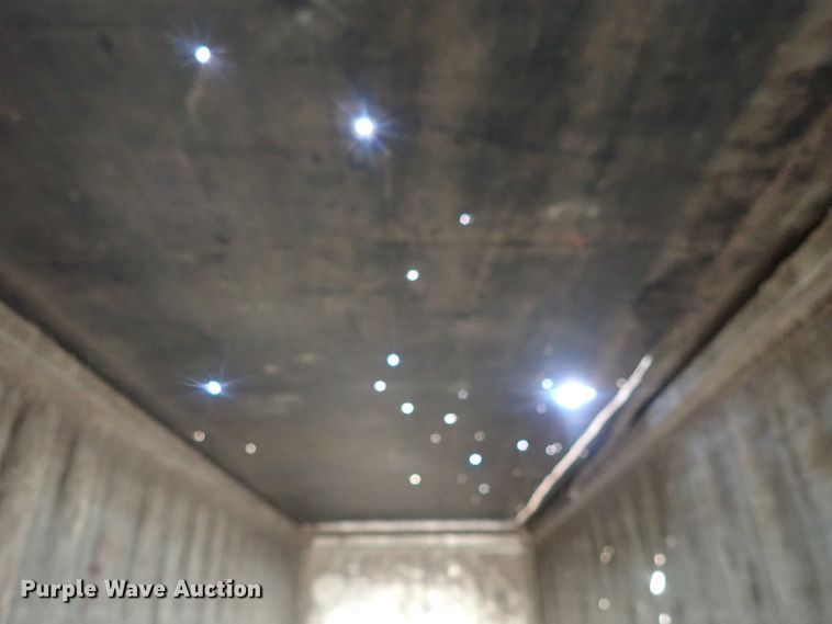 image for item DC1460 2002 Guthrie Wilkens GWFT50 walking floor trailer