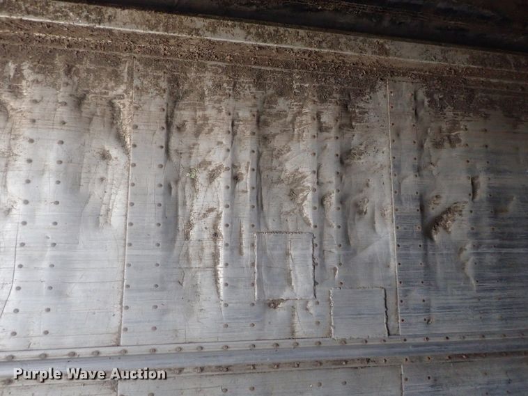 image for item DC1460 2002 Guthrie Wilkens GWFT50 walking floor trailer