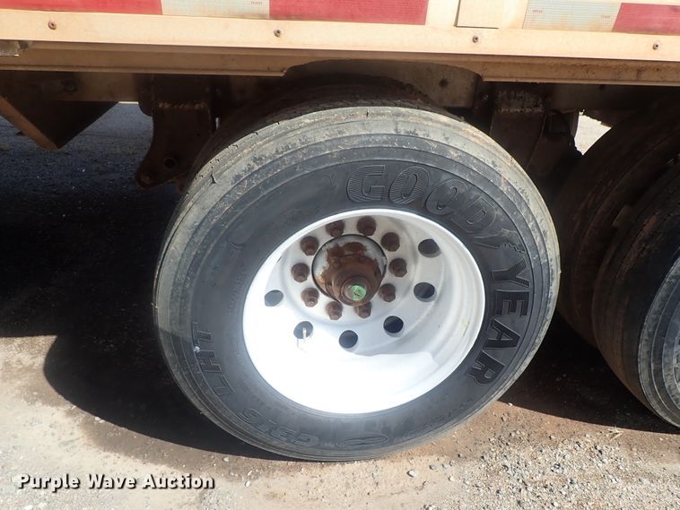 image for item DC1460 2002 Guthrie Wilkens GWFT50 walking floor trailer