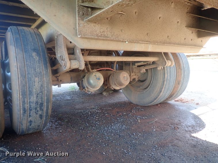 image for item DC1461 2002 Guthrie Wilkens GWFT50 walking floor trailer