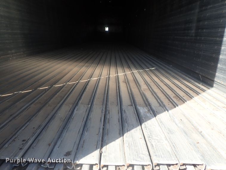 image for item DC1461 2002 Guthrie Wilkens GWFT50 walking floor trailer