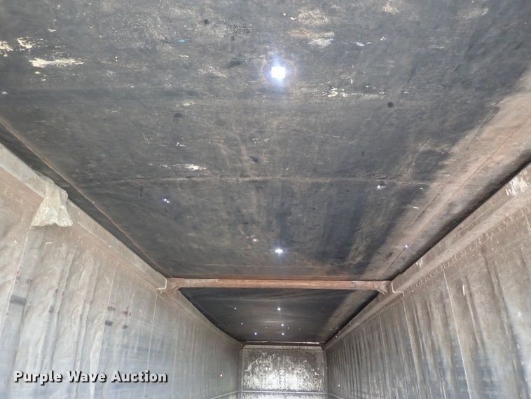 image for item DC1461 2002 Guthrie Wilkens GWFT50 walking floor trailer