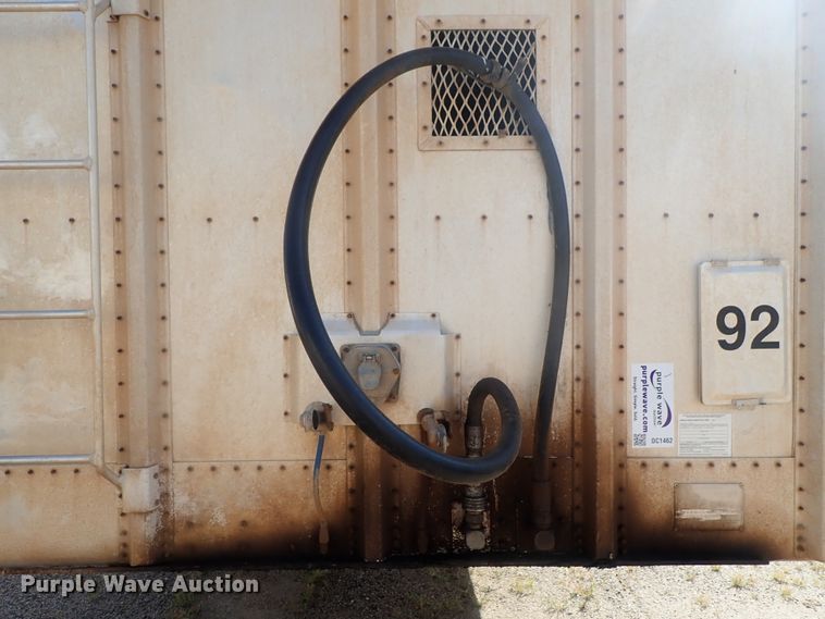 image for item DC1462 2002 Guthrie Wilkens GWFT50 walking floor trailer