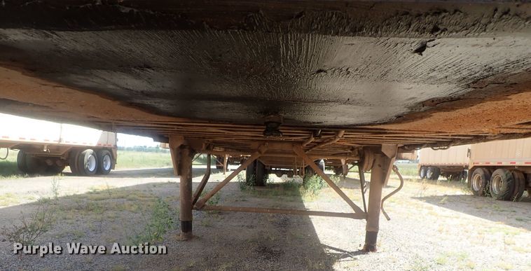 image for item DC1462 2002 Guthrie Wilkens GWFT50 walking floor trailer