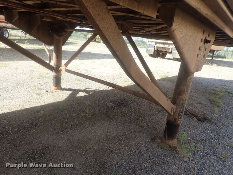 image for item DC1462 2002 Guthrie Wilkens GWFT50 walking floor trailer