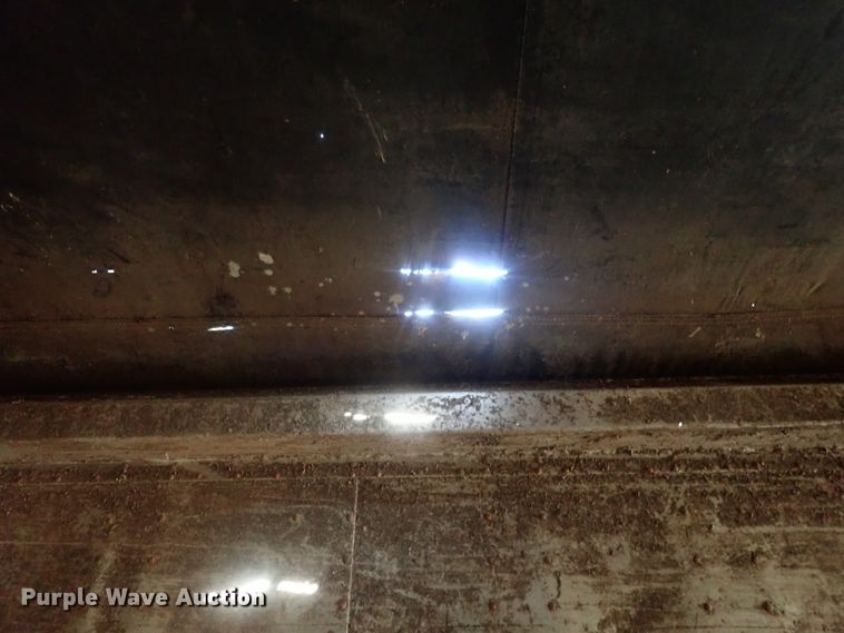 image for item DC1462 2002 Guthrie Wilkens GWFT50 walking floor trailer