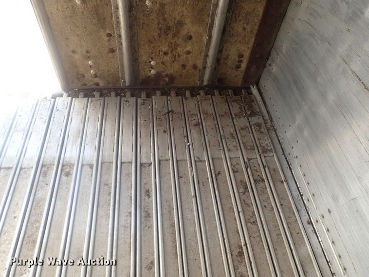 image for item DC1462 2002 Guthrie Wilkens GWFT50 walking floor trailer