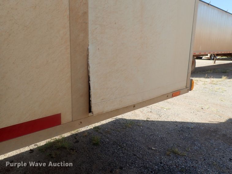 image for item DC1462 2002 Guthrie Wilkens GWFT50 walking floor trailer